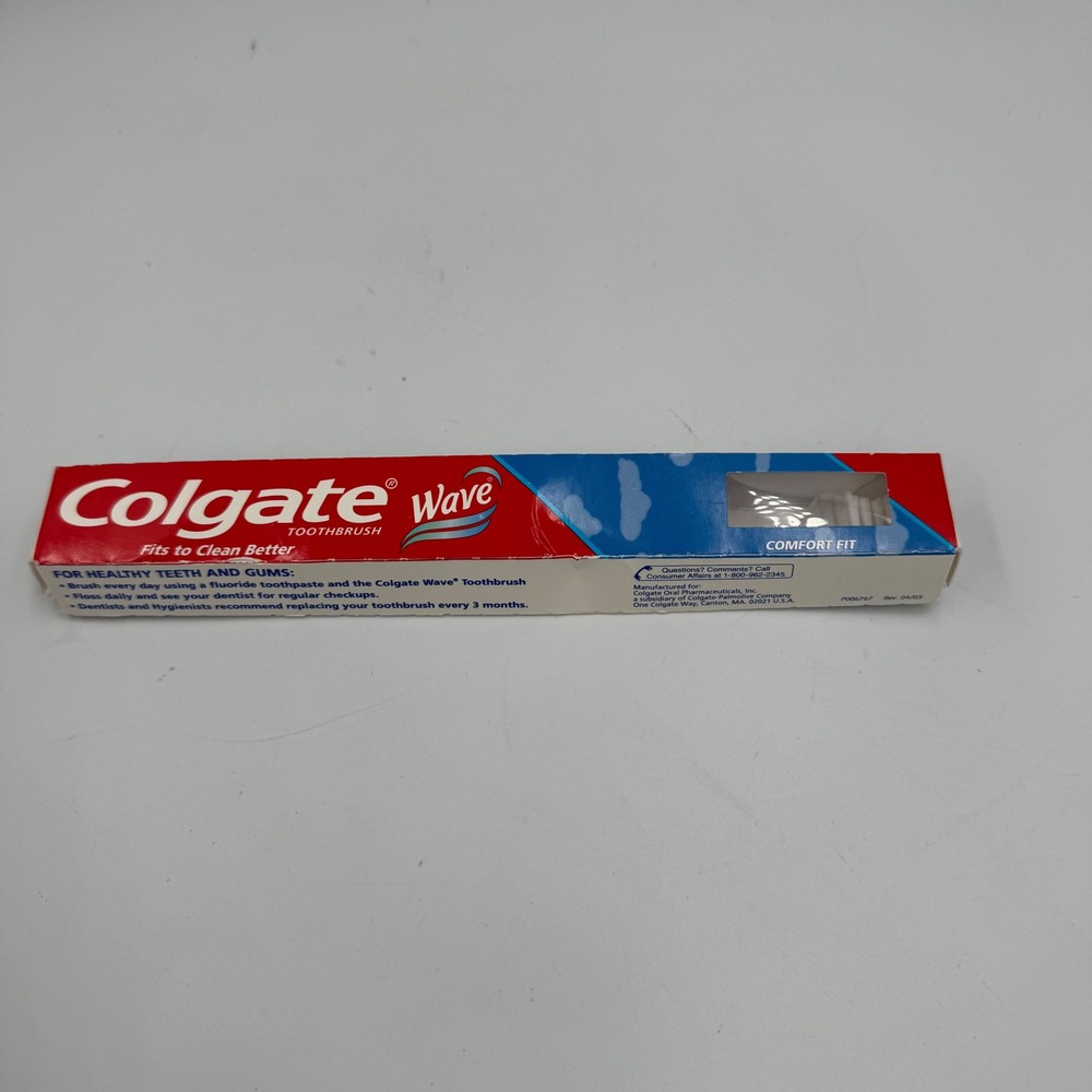 Colgate Wave Toothbrush Red White Blue Soft‎ Compact NEW 2003 Vintage